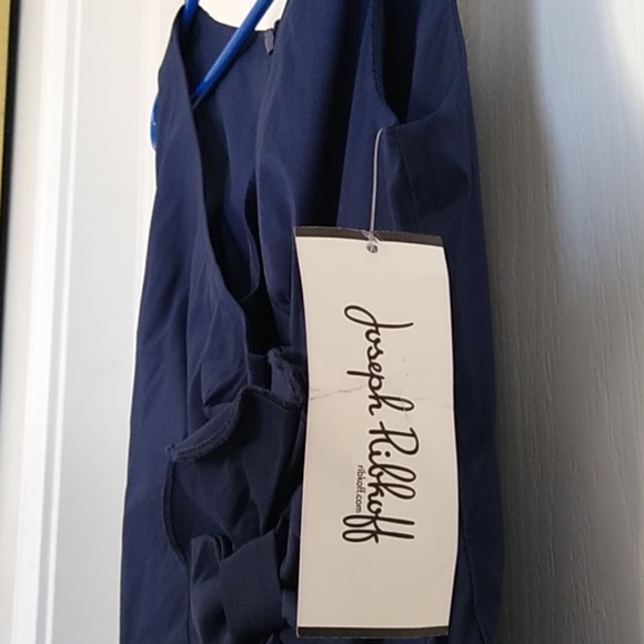 Dress - Picture 3 of 8